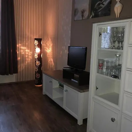 Апартаменты Ruebezahl Бад-Эльстер